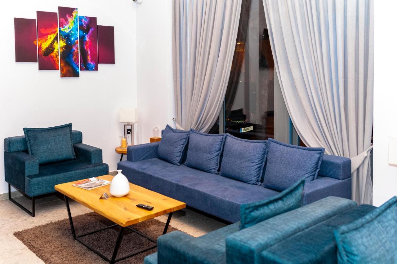 Meni Hotel & Apartments Афины Экстерьер фото